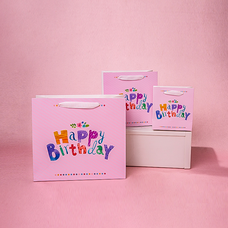 Pink happy birthday gift paper bag for kids