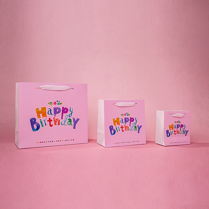 Pink happy birthday gift paper bag for kids